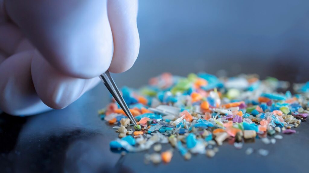 exposição a microplásticos inalados