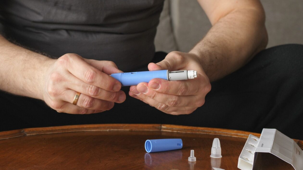 Anvisa aprova Mounjaro para apneia em adultos com obesidade. (Foto: Getty Images via Canva)