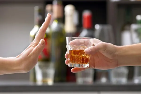 Ozempic pode mudar reação do corpo ao álcool. (Foto: Pixelshot via Canva)