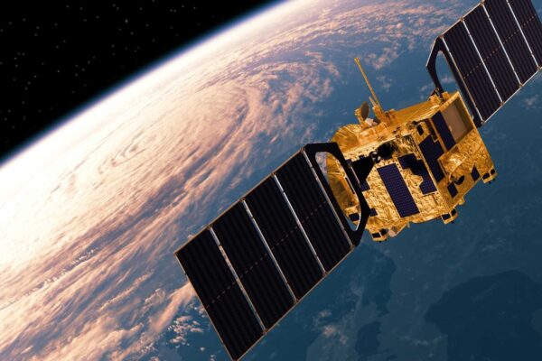 O aquecimento global pode sabotar comunicações por rádio e satélite (Imagem: Getty Images/ Canva Pro)