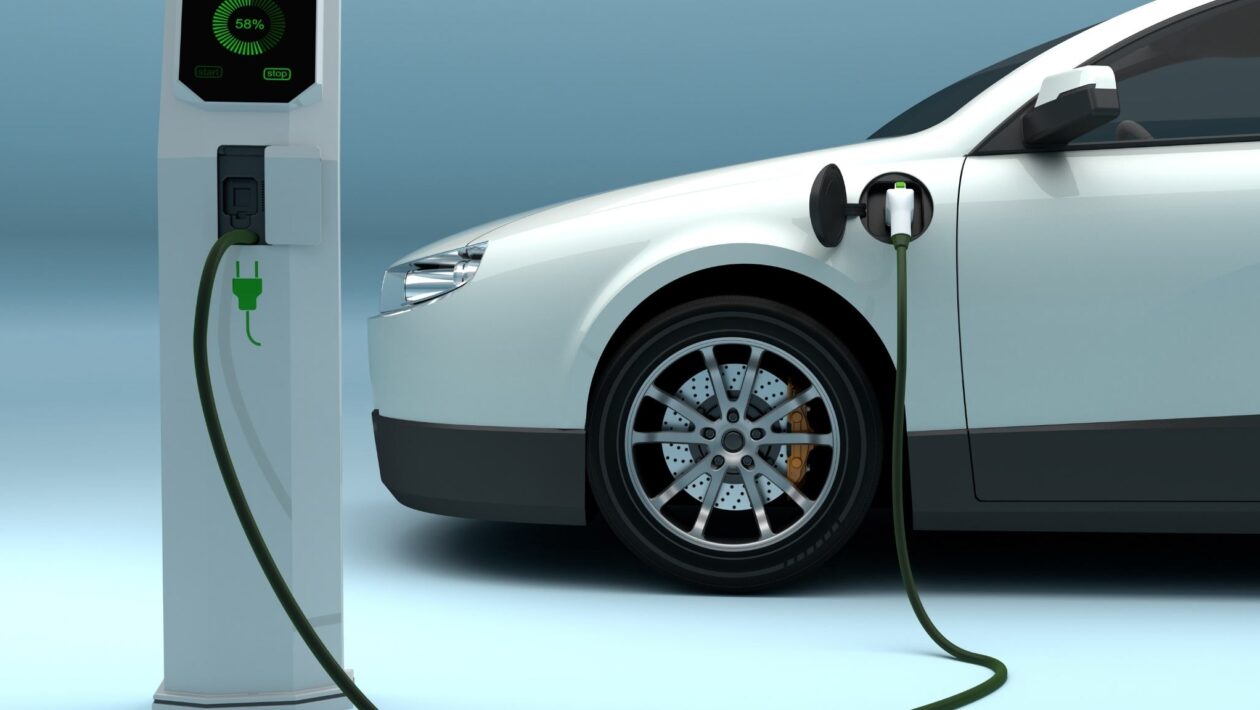 Veículos elétricos se tornam mais limpos que os a gasolina em 2 anos (Imagem: Canva Pro)