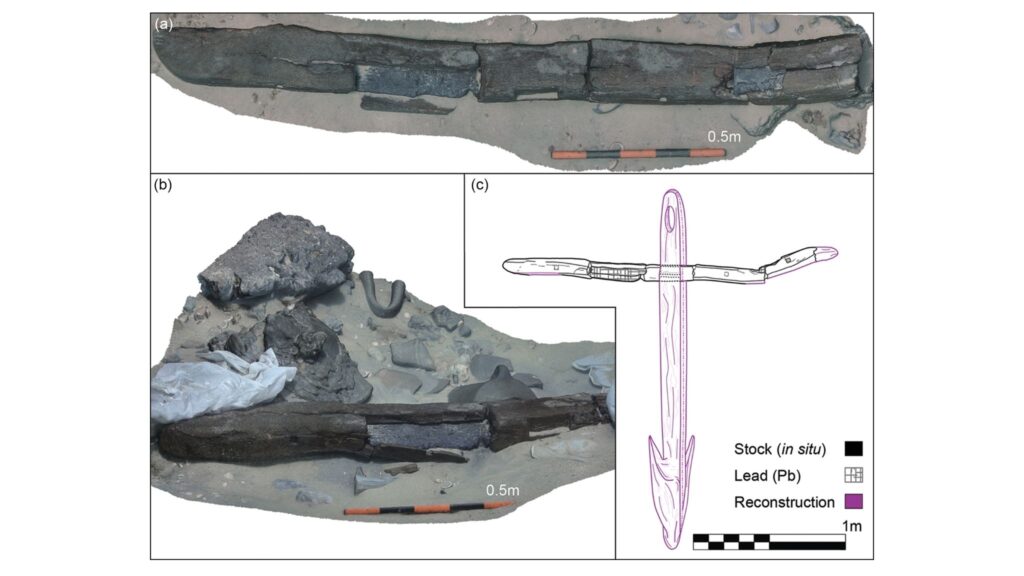 Depósito L2 com ânforas cipriotas, ferro e ânforas fenícias antigas. (Foto: by Marko Runjajić – Licença CC BY)