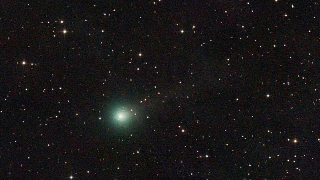 Céu de Goiás terá espetáculo raro com o cometa mais brilhante 2025 (Imagem: Wikimedia Commons / Autor: Dimitrios Katevainis – Licença CC BY-SA 4.0)