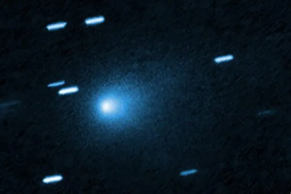 Cometa 3I/ATLAS pode ser mais antigo que o Sistema Solar (Imagem: NASA, ESA, D. Jewitt (UCLA)/ Licença CC BY-SA 4.0)