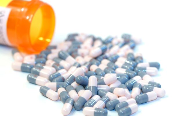 Pesquisa aponta variações cardíacas entre antidepressivos. (Foto: Getty Images via Canva)