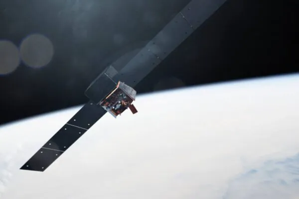 Telescópio Fermi detecta raios gama que podem revelar matéria escura. (Crédito: NASA's Goddard Space Flight Center/Chris Smith (USRA/GESTAR))