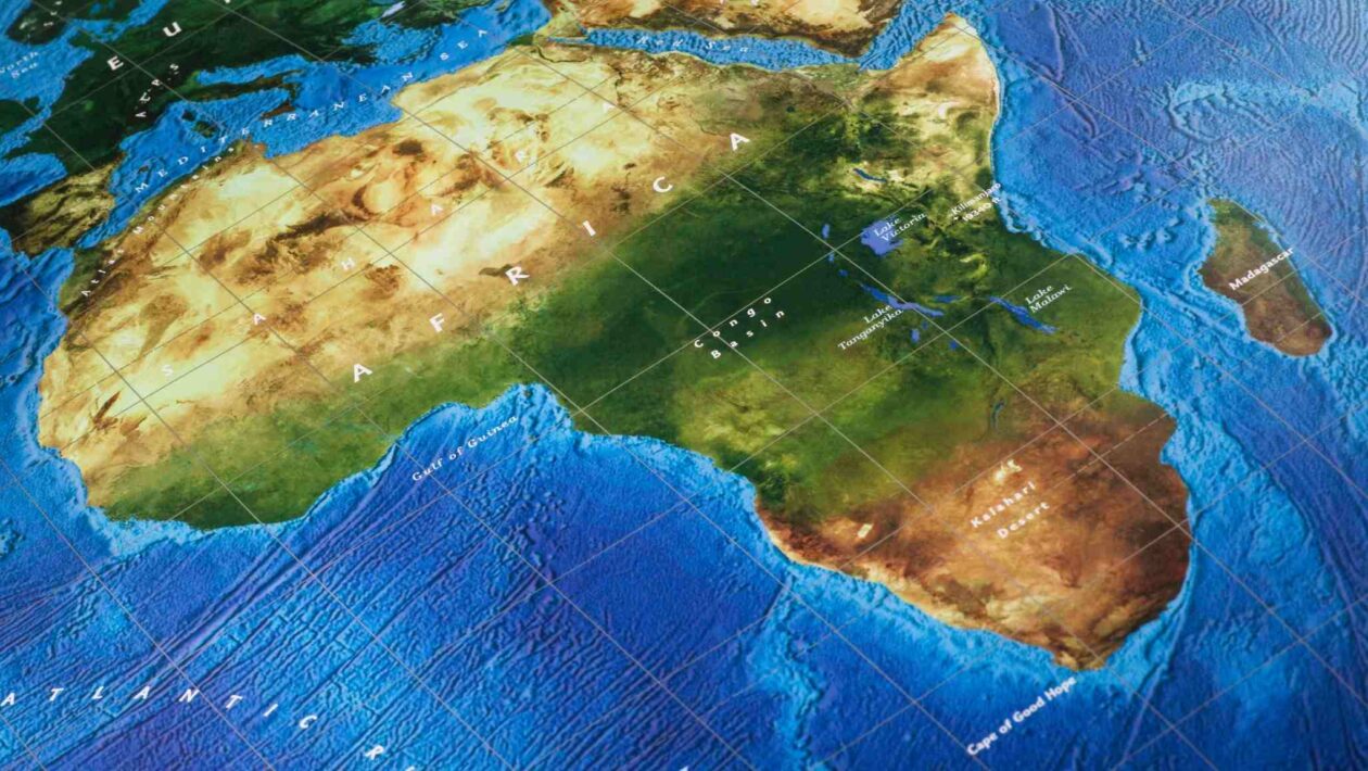 Pulsos de magma indicam futuro oceano no leste africano (Imagem: Getty Images/ Canva Pro)