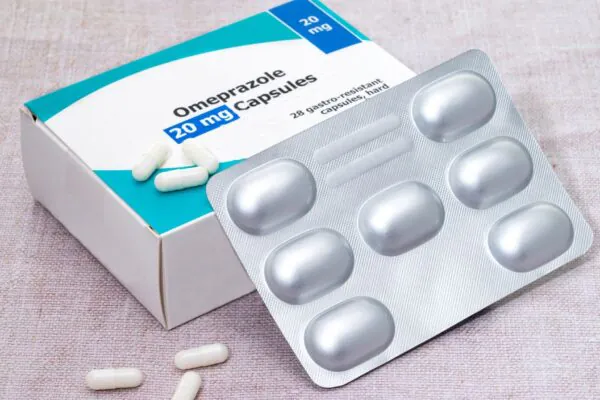 Uso prolongado de omeprazol pode afetar o cérebro. (Foto: Getty Images via Canva)