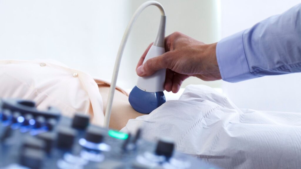 Tecnologia promete eliminar câncer sem cortes ou dor. (Foto: Science Photo Library via Canva)