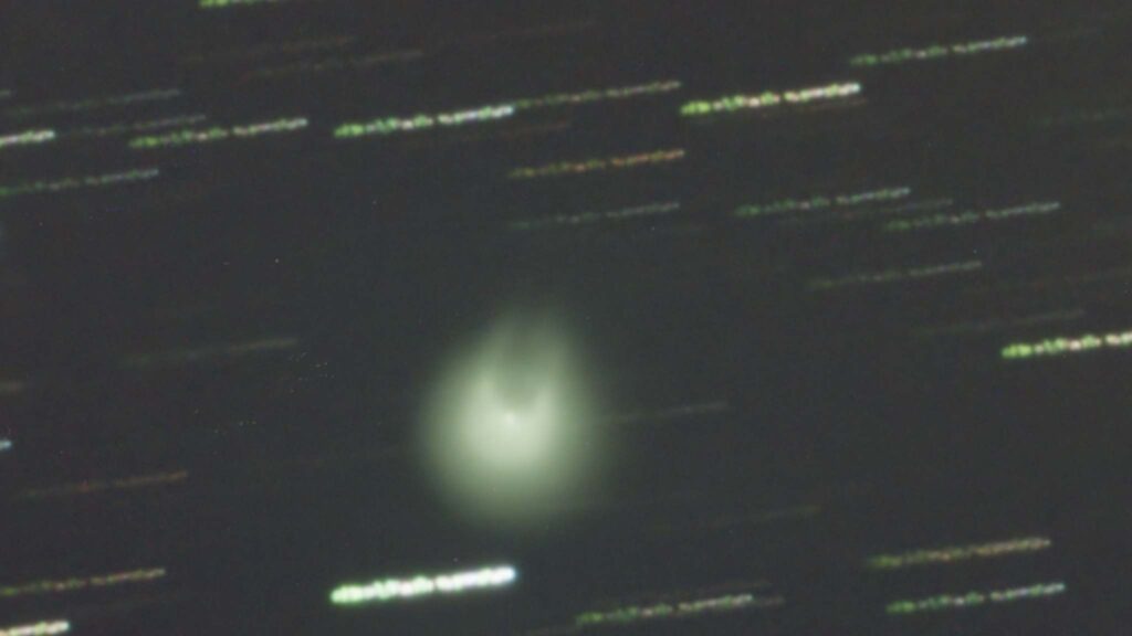 12P/Pons-Brooks emite sinais de rádio misteriosos e intrigantes (Imagem: Juan lacruz/ CC BY 4.0)