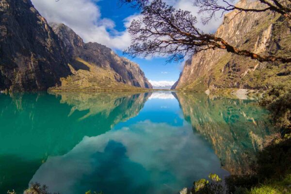 Lago Junín enfrenta contaminação crítica por metais pesados perigosos (Imagem: Getty Images/ Canva Pro)