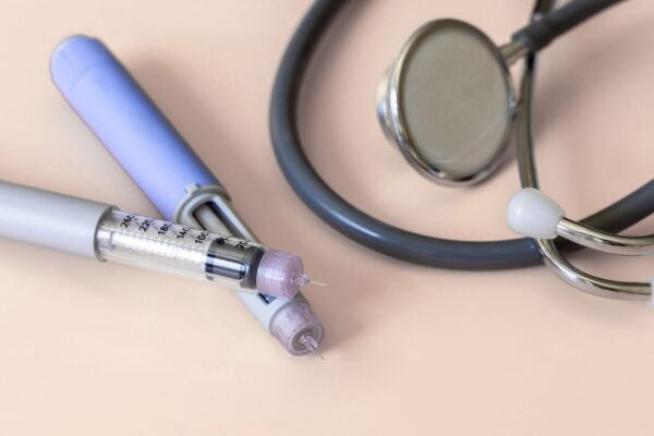 Estudo indica que Ozempic pode reduzir mortes por câncer. (Foto: Getty Images via Canva)