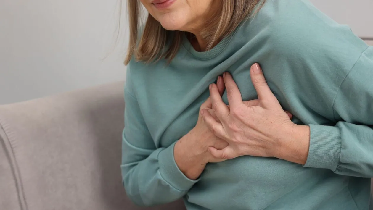 Novo adesivo ajuda o coração a se regenerar após infarto. (Foto: Africa Images via Canva)