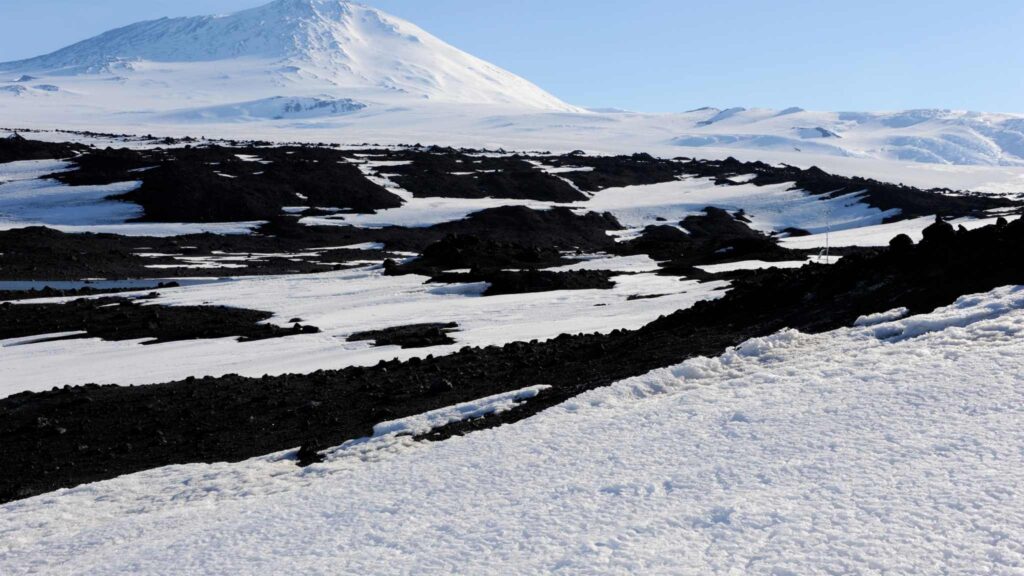 Núcleos de gelo de 6 milhões de anos ajudam a entender mudanças climáticas (Imagem: Getty Images/ Canva Pro)
