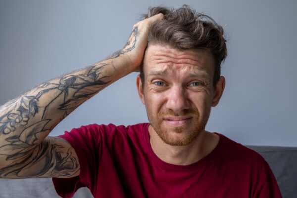 Diagnóstico precoce melhora qualidade de vida e aprendizado. (Foto: Getty Images via Canva)