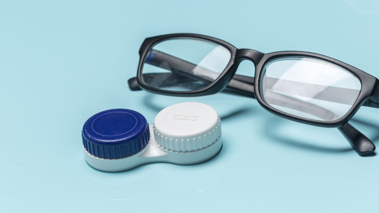 Tecnologias avançadas tornam a cirurgia ocular mais segura (Foto: Getty Images via Canva)