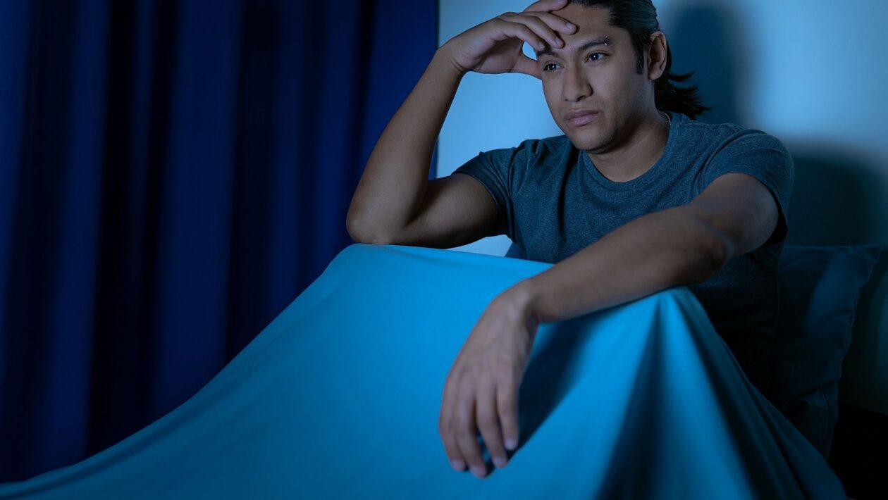 Madrugada aumenta decisões arriscadas, diz estudo científico. (Foto: Alfred Hernández Ríos via Canva)