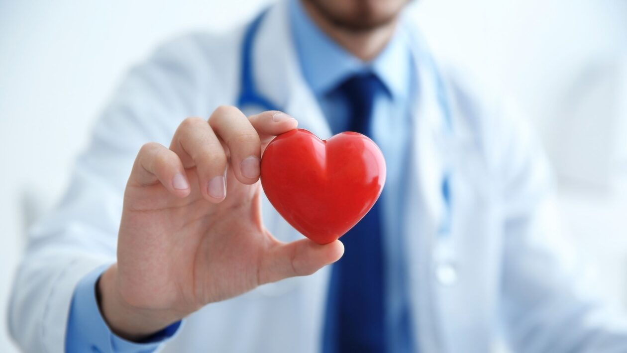 Remédio experimental reduz mais de 60% do colesterol (Foto: Pixelshot via Canva)