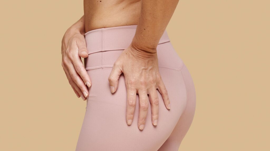 Diferenças no glúteo revelam risco metabólico oculto. (Foto: Dragon Images via Canva)