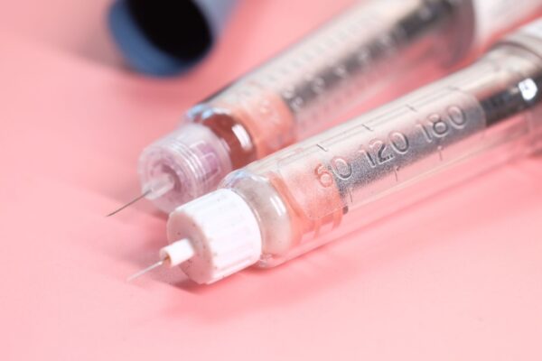 Canetas emagrecedoras podem reduzir efeito do botox. (Foto: Towfiqu Barbhuiya via Canva)