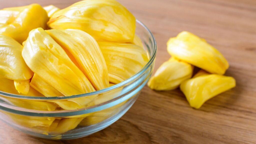 Jaca ajuda na digestão e mantém o sistema imunológico forte. (Foto: Getty Images via Canva)