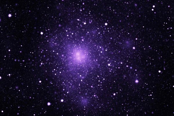 Universo esfria e reduz criação de estrelas, aponta novo estudo. (Imagem: Getty Images/ Canva Pro)