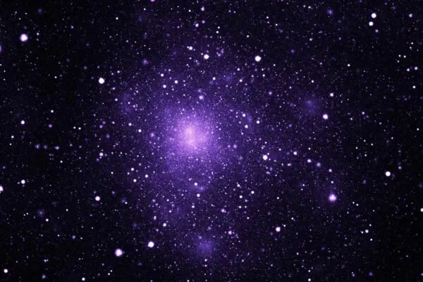 Universo esfria e reduz criação de estrelas, aponta novo estudo. (Imagem: Getty Images/ Canva Pro)