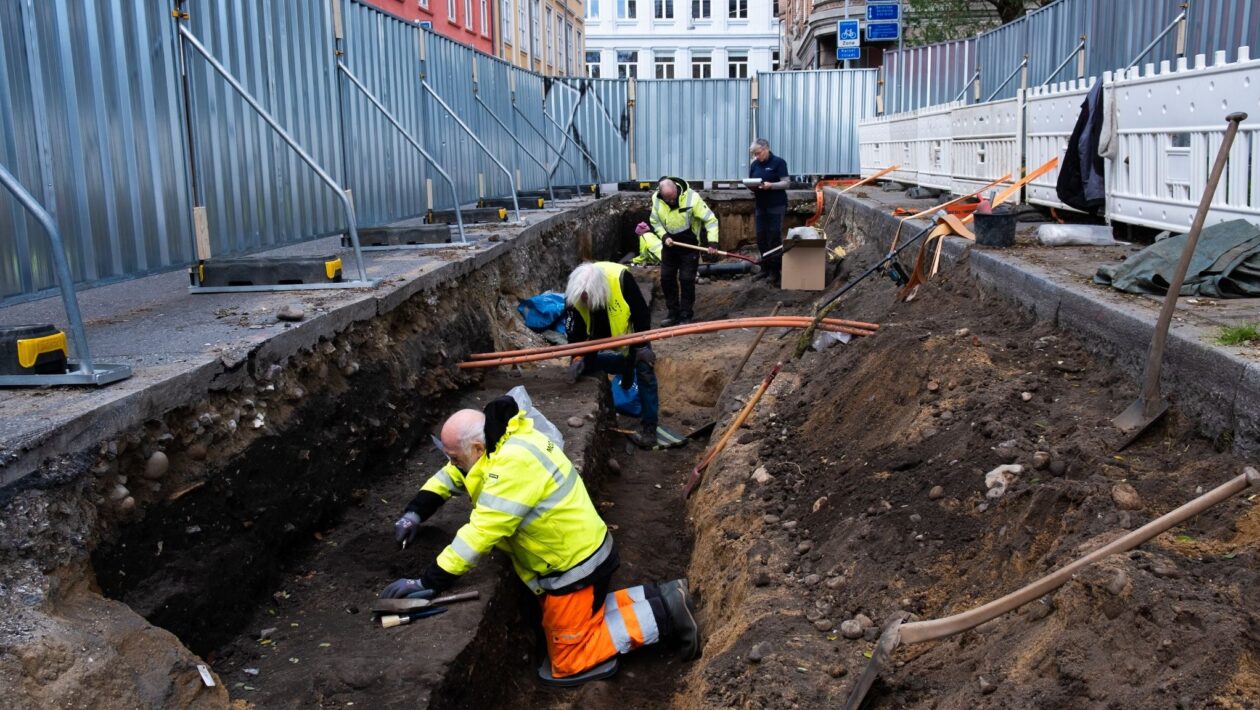 Sepulturas medievais em Aarhus revelam práticas religiosas antigas. (Foto: Divulgação / Museu Moesgaard)