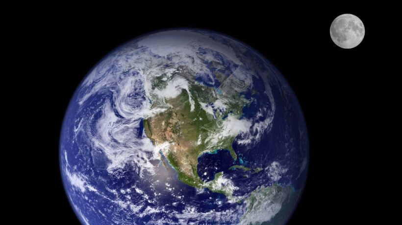 EUA ampliam vigilância e miram objetos ocultos entre Terra e Lua (Imagem: Getty Images/ Canva Pro)