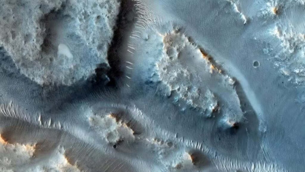 Estudo mapeia 16 enormes bacias hidrográficas do planeta vermelho (Imagem: NASA/JPL-Caltech/University of Arizona)