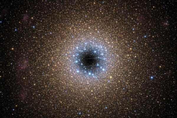 Astrônomos investigam núcleo do maior aglomerado da Via Láctea (Imagem: Fala Ciência via Gemini)