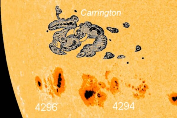 Mancha solar gigante AR 4294-4296 aponta para a Terra (Imagem: NASA)