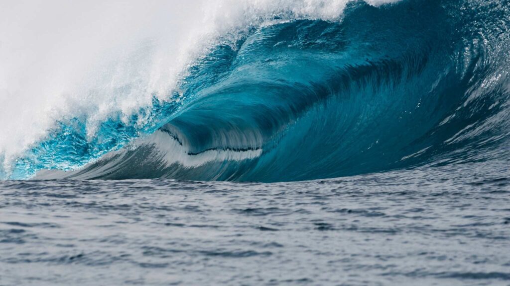 Ondulações na ionosfera permitem alertas rápidos de tsunamis (Imagem: Getty Images/ Canva Pro)
