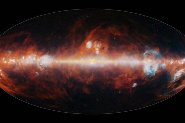 NASA mapeia todo o céu em 102 cores invisíveis ao olho humano (Imagem: NASA/JPL-Caltech)