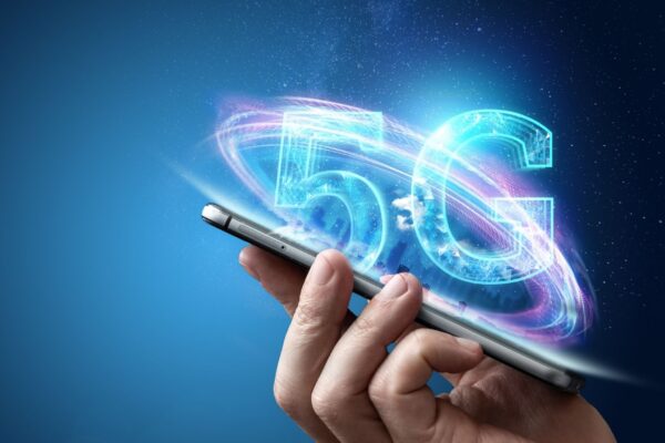 Pesquisas analisam efeitos do 5G no corpo humano. (Foto: Getty Images via Canva)