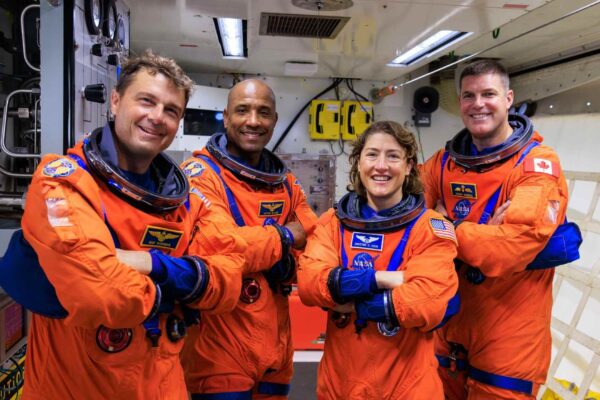 Astronautas da Artemis 2 iniciam quarentena antes voo à Lua (Imagem: NASA/Frank Michaux)