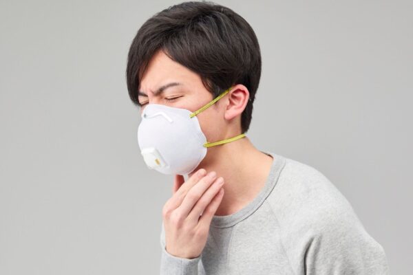 Sintomas iniciais do vírus Nipah exigem atenção. (Foto: Aflo via Canva)