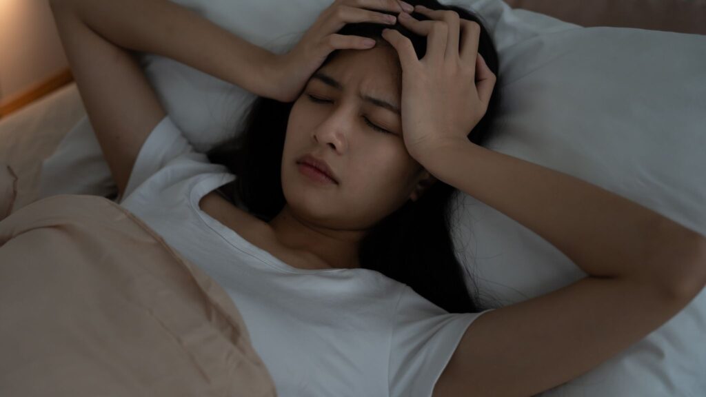 Calor intenso prejudica o sono profundo e a memória. (Foto: Shisuka via Canva)