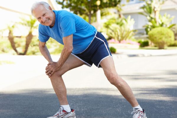 Atividade física treina o sistema imune ao longo da vida. (Foto: Business Images via Canva)