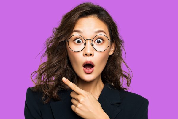 IA revela como o cérebro humano interpreta emoções. (Foto: Gustavo quiroga via Canva)