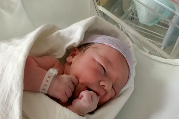 Estudo identifica diabetes raro que surge logo após o nascimento. (Foto: Getty Images via Canva)