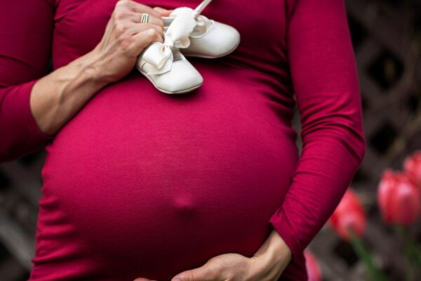 Estudo aponta que maternidade e saúde cognitiva caminham juntas. (Foto: Pexels via Canva)