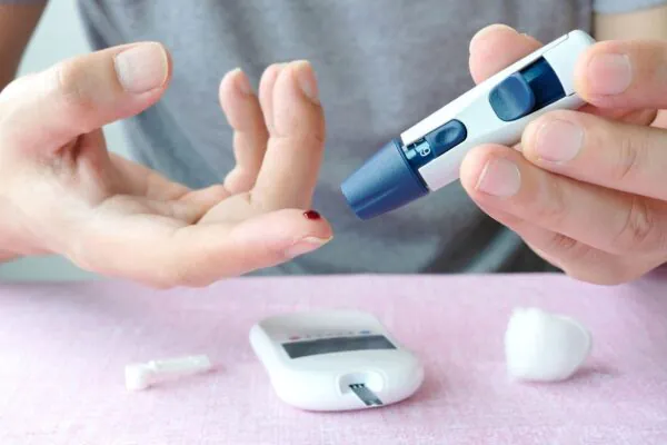 Baixo oxigênio altera metabolismo da glicose. (Foto: Getty Images via Canva)