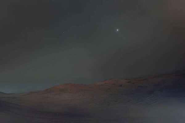 Robôs revelam o lado invisível de Marte durante a noite (Imagem: NASA / JPL-Caltech)