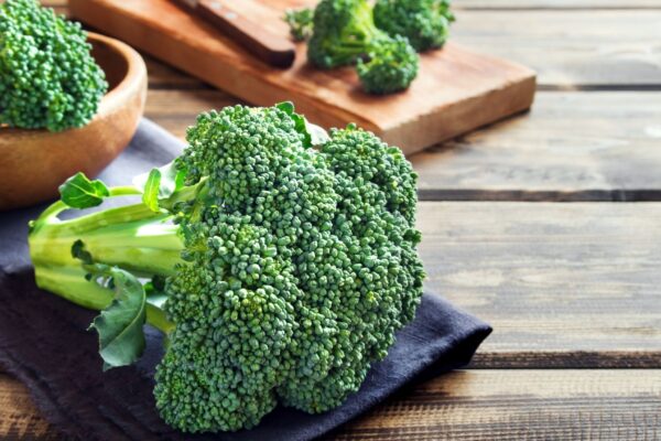 Estudo aponta relação entre dieta e câncer de mama. (Foto: Getty Images via Canva)