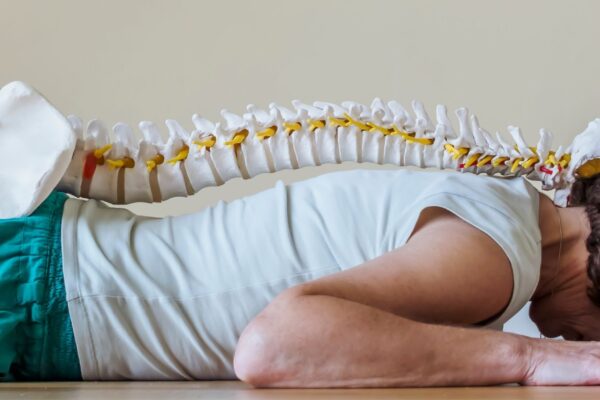 Terapia molecular estimula regeneração de células da medula. (Foto: Getty Images via Canva)