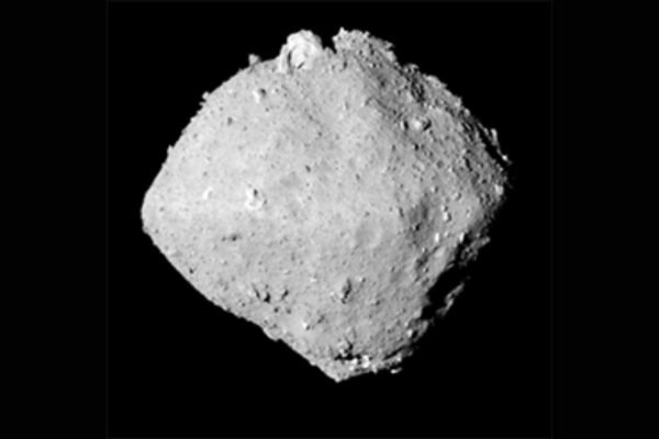 Asteroide revela moléculas do DNA e intriga cientistas (Imagem: ISAS/JAXA/ CC BY-SA 4.0)