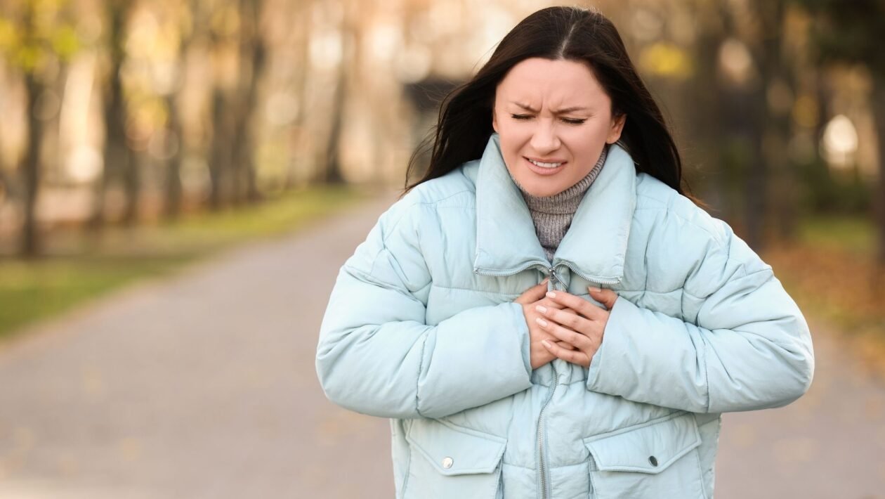 Estudo liga baixas temperaturas a risco no coração. (Foto: Pixelshot via Canva)