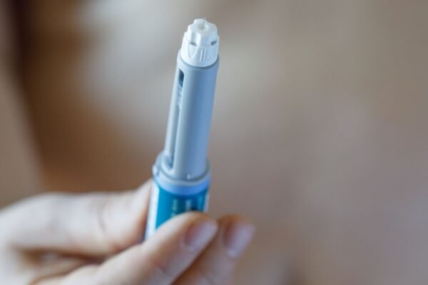 Remédios para emagrecer podem afetar a nutrição. (Foto: Getty Images via Canva)