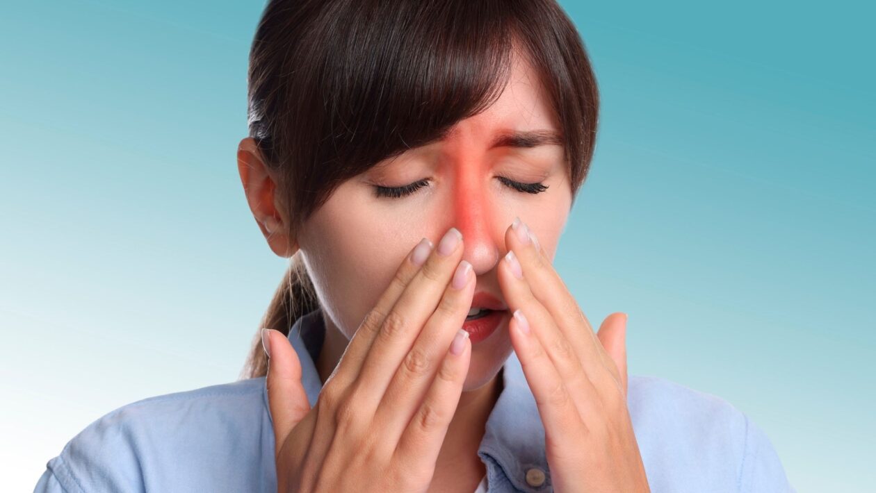 Algumas medidas naturais auxiliam no alívio da sinusite. (Foto: Africa Images via Canva)